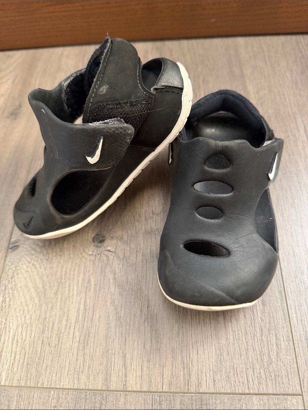 Nike Kids Black and White Open-Toe Athletic Sandals